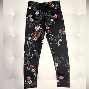 Zella Girl black floral legging small (7/8)